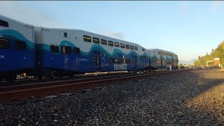 Sounder train horn salute at Boeing strike [upl. by Landing]