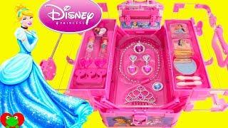 Genie Opens Princess Glam Beauty Case with Cinderella Ariel Mulan and Jasmine [upl. by Duong13]