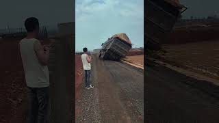 Truck rollover shorts car [upl. by Enniotna]