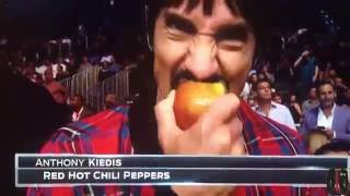 Anthony Kiedis  UFC 202 Diaz vs McGregor 2 August 21 2016 Eating Apple [upl. by Hiltan]