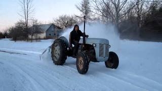 Vtype snowblower with Ferguson TEA20 [upl. by Loyce]