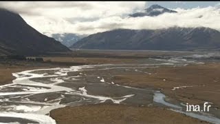 NouvelleZélande Ile du Sud  rivières glacières [upl. by Egap428]