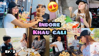 Indore Ki Khau Gali Ka Street Food Bindass Kavya Food Vlogger Family Summer Vacation [upl. by Reneta]