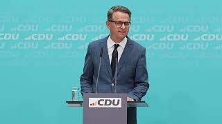 CDU Auftakt Pressekonferenz Deutsche Bahn Treppenwitz [upl. by Anaderol]