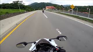 CUANDO RUEDAS CON IRRESPONSABLES EN MOTOS POR LAS CARRETERAS DE COLOMBIA [upl. by Kermit]