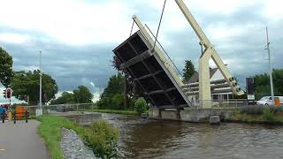 Brugopening Brug 8 Rijkevorsel Ophaalbrug Pont Basculant Drawbridge Klappbrücke [upl. by Martsen]