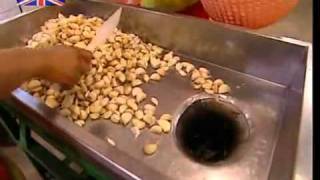 How Its Made Sweet Thai Chilli Sauce [upl. by Suki410]