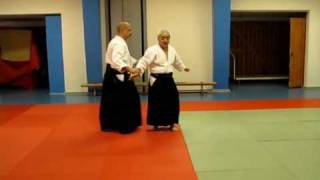 JAK Aikido 117090310 Sugawara Sensei 7e dan instruerar uke Peter Spangfort [upl. by Eelatsyrc18]