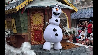 Olaf rainydayparade 122423 [upl. by Krasnoff]