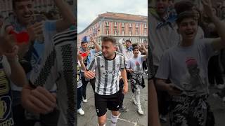 A Napoli con la maglia della Juve 😱 [upl. by Lleryd910]