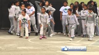 Clase de Educación Física de la Escuela La Alameda Zona 18 [upl. by Shargel]