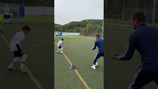 coachmesut Trainingseinheit des Tages  Folge 353 fußball training teamsport shorts [upl. by Ahsemik552]