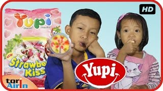 Unboxing Permen Yupi Gummi Pizza  Hamburger  Cola Makanan Anak  Kids Food  Tori Airin [upl. by Hanikas]