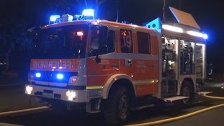 AMMONIAKAUSTRITT IN EISSTADION  Die Feuerwehr Düsseldorf im Gefahrstoffeinsatz  Atemschutz amp CSA [upl. by Nee]