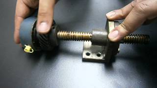 Par De Tornillos Sin Fin Con Chumacera Y Tuerca Para Cnc [upl. by Hentrich]