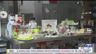 Local bakers gearing up for holiday crunch time [upl. by Haseena]