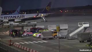 Bommelding Eindhoven Airport leidt tot tumult [upl. by Allbee766]