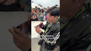 第一時間拿到iPhone 16 Pro Max啦！沙漠色鈦金屬肉眼看很典雅舒服，很美！記得關注我的IG跟YT，這幾天會不斷發iPhone資訊！ [upl. by Horacio]