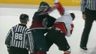 Byron Ritchie vs Kevin Bieksa Dec 26 2005 [upl. by Aneehsram]