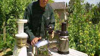 Choosing the right juicer with John Kohler [upl. by Dietz]