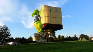 Bridgeyate Bristol Palletways balloon having problems Aug 7th 2014 [upl. by Jethro]