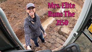 Mrs Elite Runs The 2150 [upl. by Ledah292]