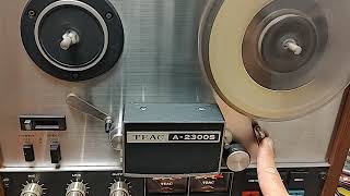 Teac A2300s 7quot reel to reel stereomono tape recorder [upl. by Warfore171]