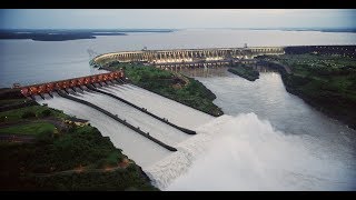 Cena rara veja a abertura das 14 comportas da Usina de Itaipu [upl. by Siegler579]