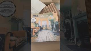 Oasis Definitely Maybe 30th Anniversary Deluxe unboxing oasis definitelymaybe dm30 live25 liam [upl. by Oyek674]