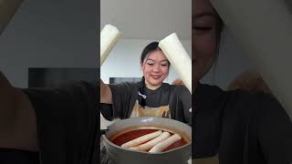 Let’s make giant tteokbokki 😱 [upl. by Clementi56]