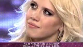 Showmatch 2011  Wanda Nara embarazada y rodeada de fans [upl. by Leirum]