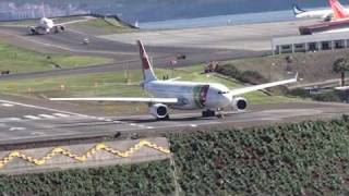 Aterragem no Aeroporto da Madeira Easyjet Descolagem da TAP Portugal Airbus A330200 [upl. by Runck]