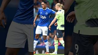 La fuerte marca de Yerry Mina a Erling Haaland que critican en Inglaterra 🏴󠁧󠁢󠁥󠁮󠁧󠁿😰⚽️ [upl. by Aciraj]