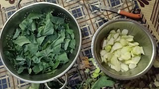 kashmiri style monji haakh te kokur recipeAaj ham walnuts utha rahi thiby kashmiri easy cooking [upl. by Nnylidnarb]