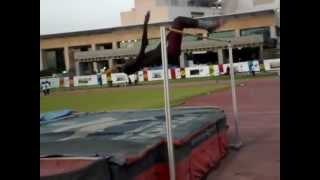 Muammar Essa Barshim  210m training 40612 [upl. by Sorazal]