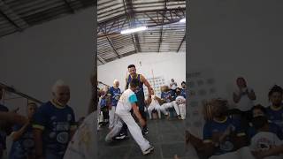 Cuidado com a rasteira capoeira pezaocapoeira berimbau capoeiraregional reelsvideo reelvideo [upl. by Anyaled541]