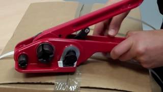 how to use strapping tensioner amp sealer tool [upl. by Tlok]