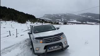 toyota hilux snow general grabber at3 [upl. by Berkeley575]