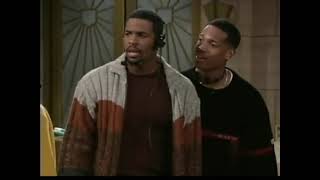 The Wayans Bros 4x14  Shawn amp Marlon are feeding lines to help Kenny with his date with Dee 22 [upl. by Ronen]