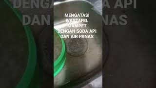 mengatasi wastafel mampet dengan soda api dan air panas shortsvideo [upl. by Asenad963]