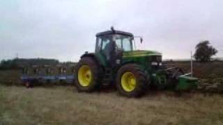 Johndeere 7810 pulling six furrow lemkin plough [upl. by Trin980]