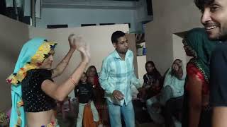 गजका घूंघट काढ़ चाली मैं तो मटक मटक💃💃🕺🕺🔥🔥 haryanvisong haryanvi Dance ytshorts dance video 🥰 [upl. by Onileba305]