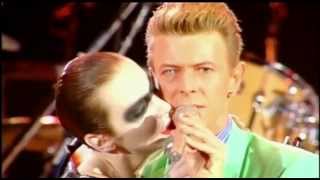 1992 David BowieAnnie LennoxQueen  Under Pressure [upl. by Ciapha]