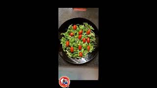 Lets make Rucola salat with cherry 🍒 tomatoesGio and Beth ChannelLa cucina 👨‍🍳 [upl. by Twila869]