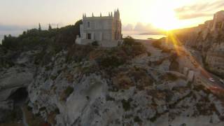 Magnifica alba a Tropea ripresa da un drone [upl. by Arykat175]