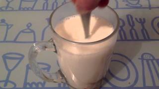 Faire un lait chaud noisette  Recette boisson chaude [upl. by Ariay737]