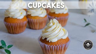 COMO HACER CUPCAKES DE VAINILLA RECETA BASICA [upl. by Aleel]