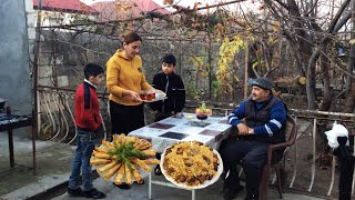 Delicious Uzbek Pilaf from the Uzbek Cuisine  Lavash Between Turkish Cuisine [upl. by Einnim829]