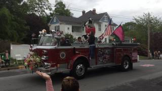 2017 Apple Blossom Festival Parade amp Fireworks [upl. by Henarat]