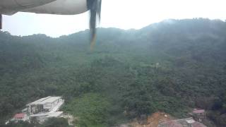 Approach and landing in a Berjaya Air Dash7 at Tioman Island [upl. by Layla319]